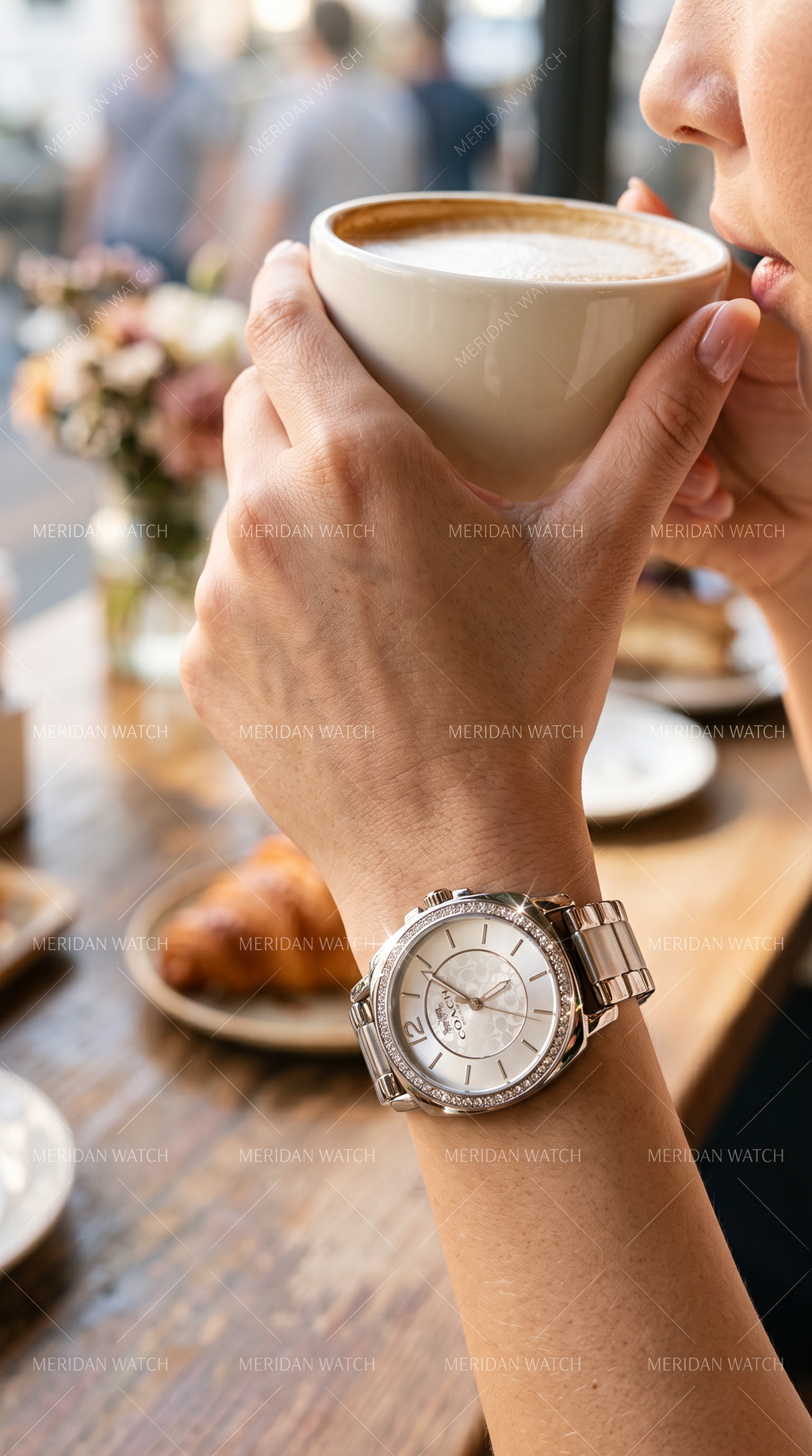 Reloj Coach Cristal Plateado Blanco 34mm | Mujer
