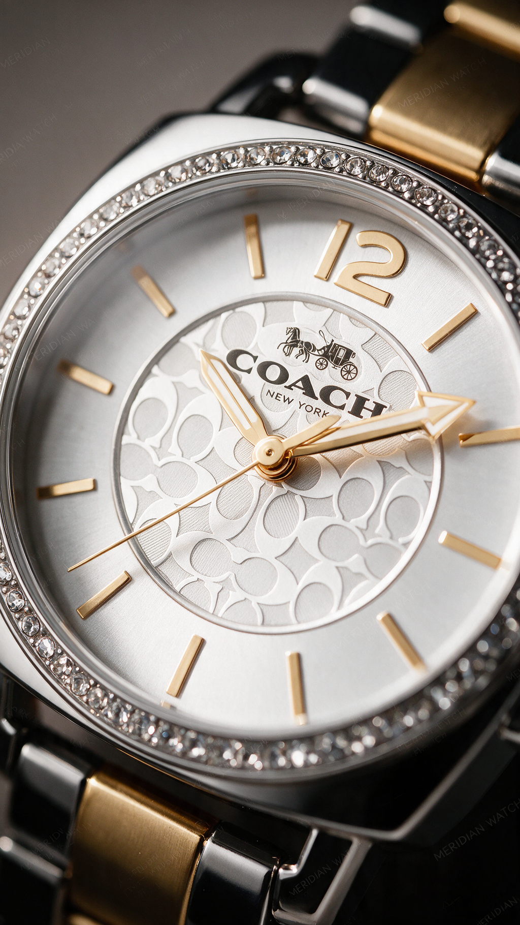 Reloj Coach Boyfriend Bicolor Plateado Dorado 34mm | Mujer