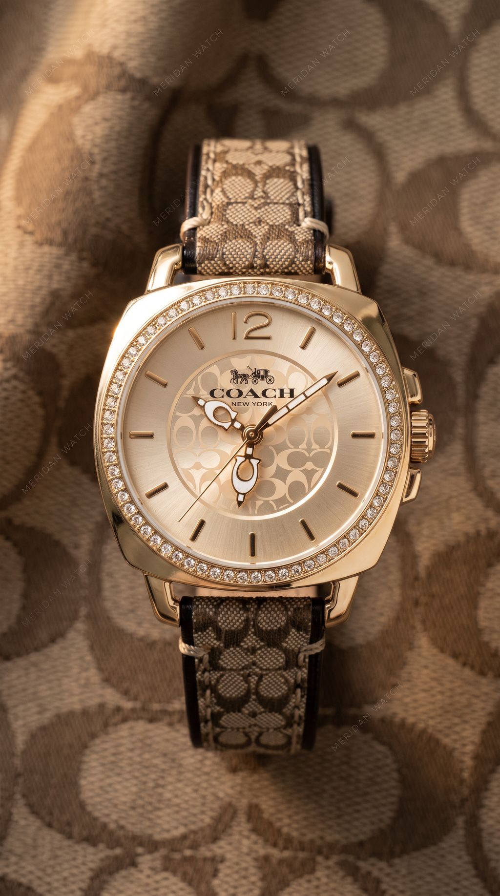 Reloj Coach Boyfriend Signature Khaki Dorado 35mm | Mujer