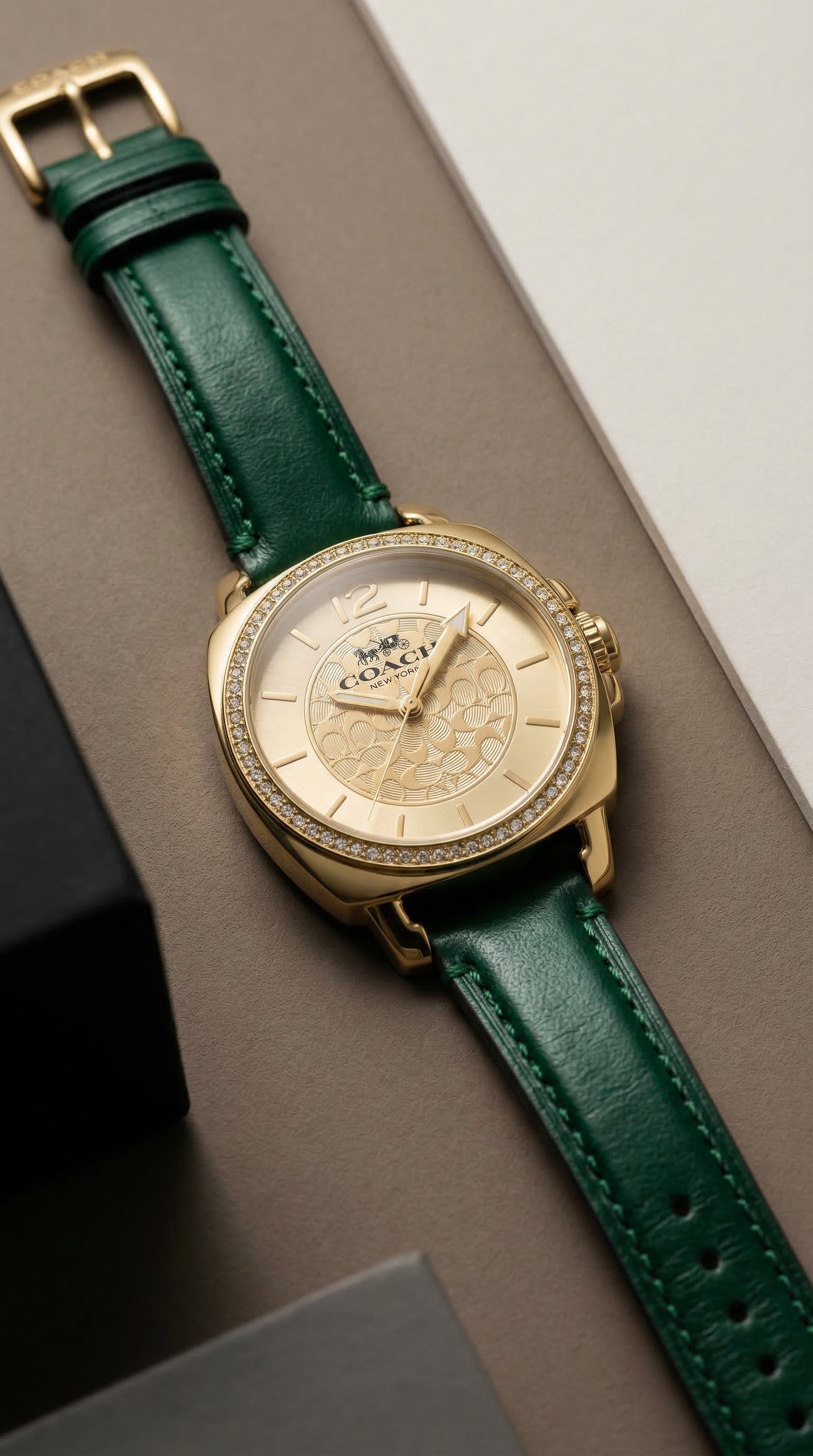Coach Boyfriend 14503982 — Dorado correa verde | Mujer