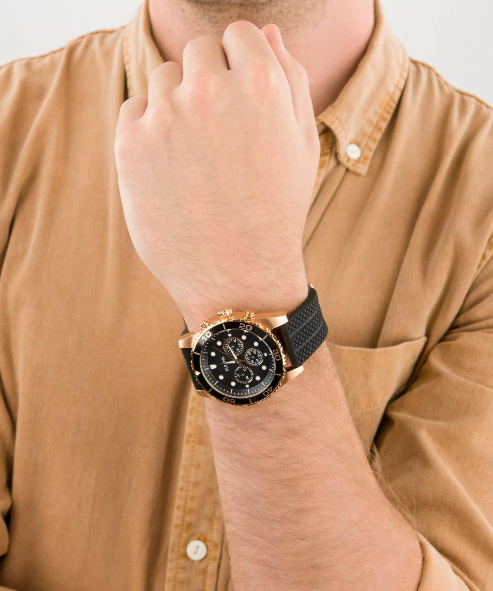 Reloj Bulova 98A192 Cronógrafo 44mm Rose Gold Negro Goma Hombre