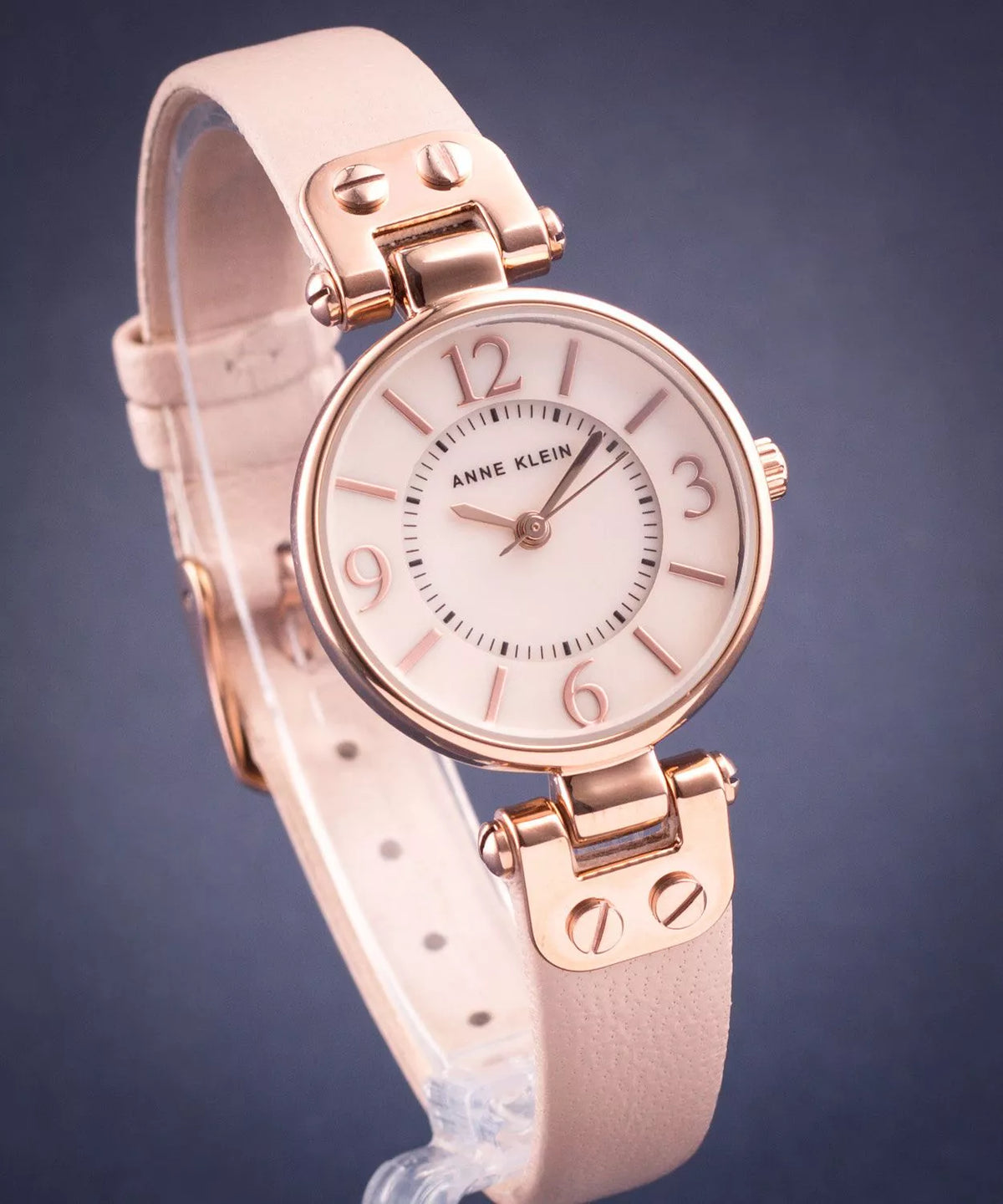 Reloj Anne Klein Cuero Rosa Nacar 26mm | Mujer