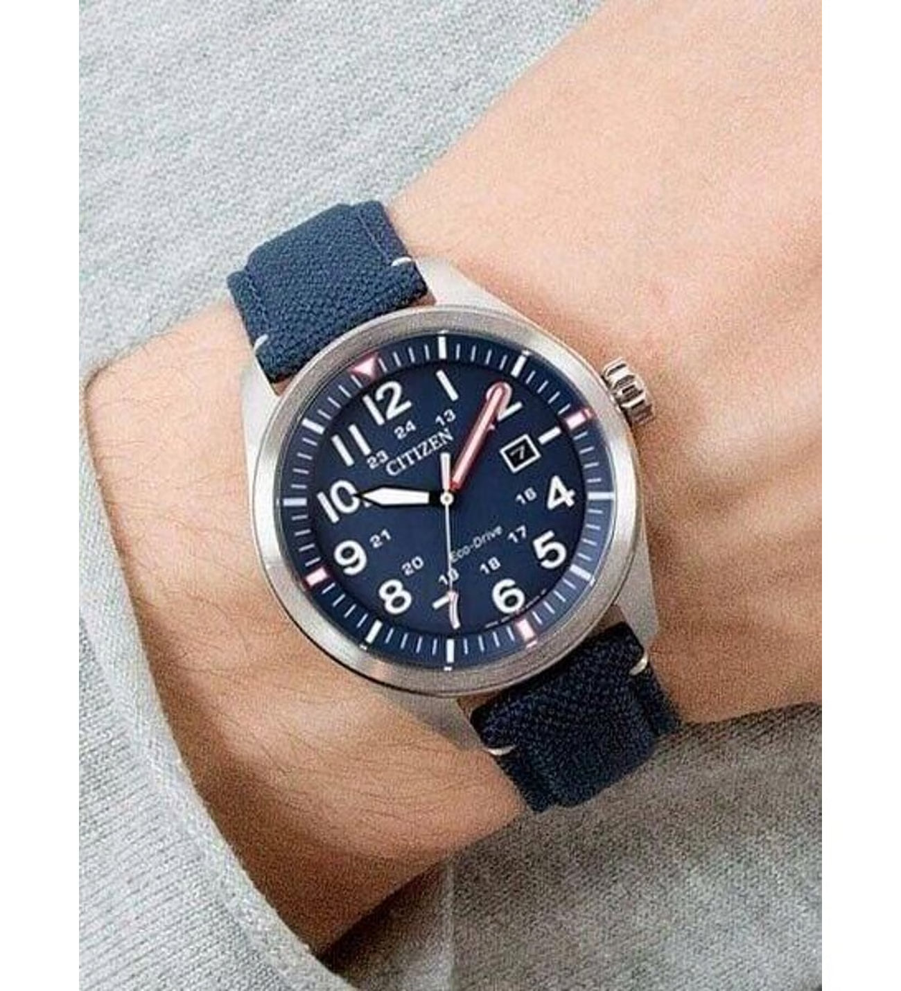 Citizen Eco-Drive AW5000-16L — Solar Azul Navy 42.5mm | Hombre