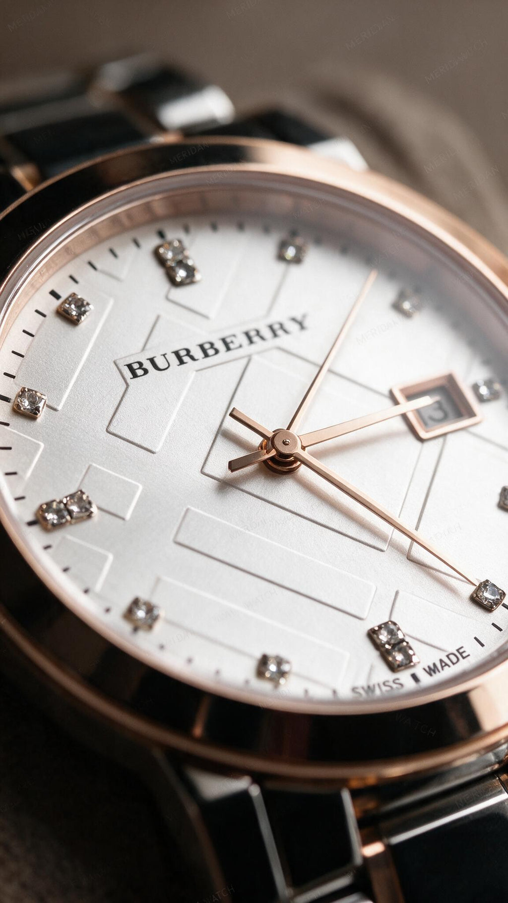 Reloj Burberry Diamond Check Oro Rosa Blanco 34mm | Mujer