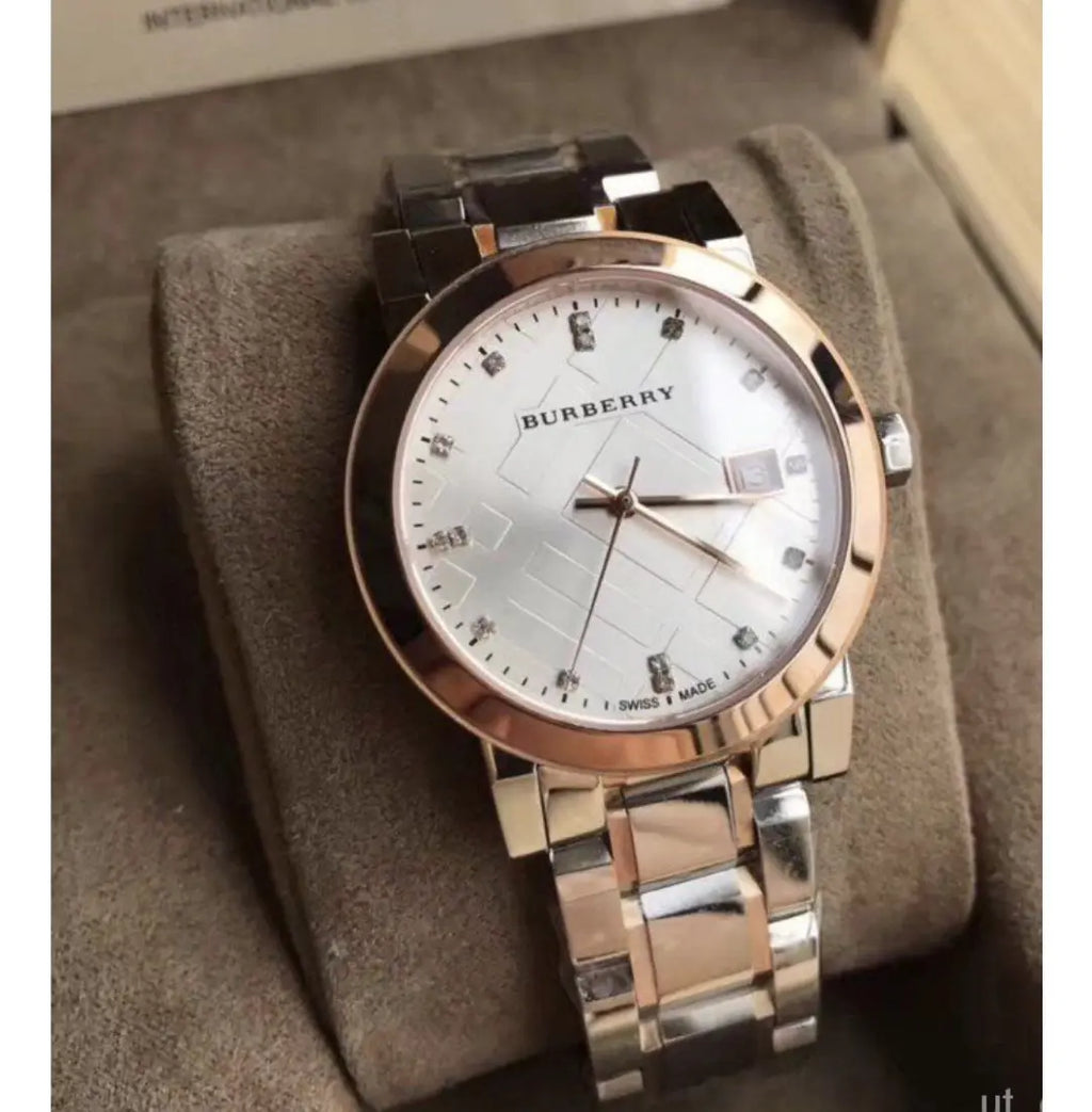 Reloj Burberry Dos Tonos Oro Rosa Diamante Bracelet | Mujer