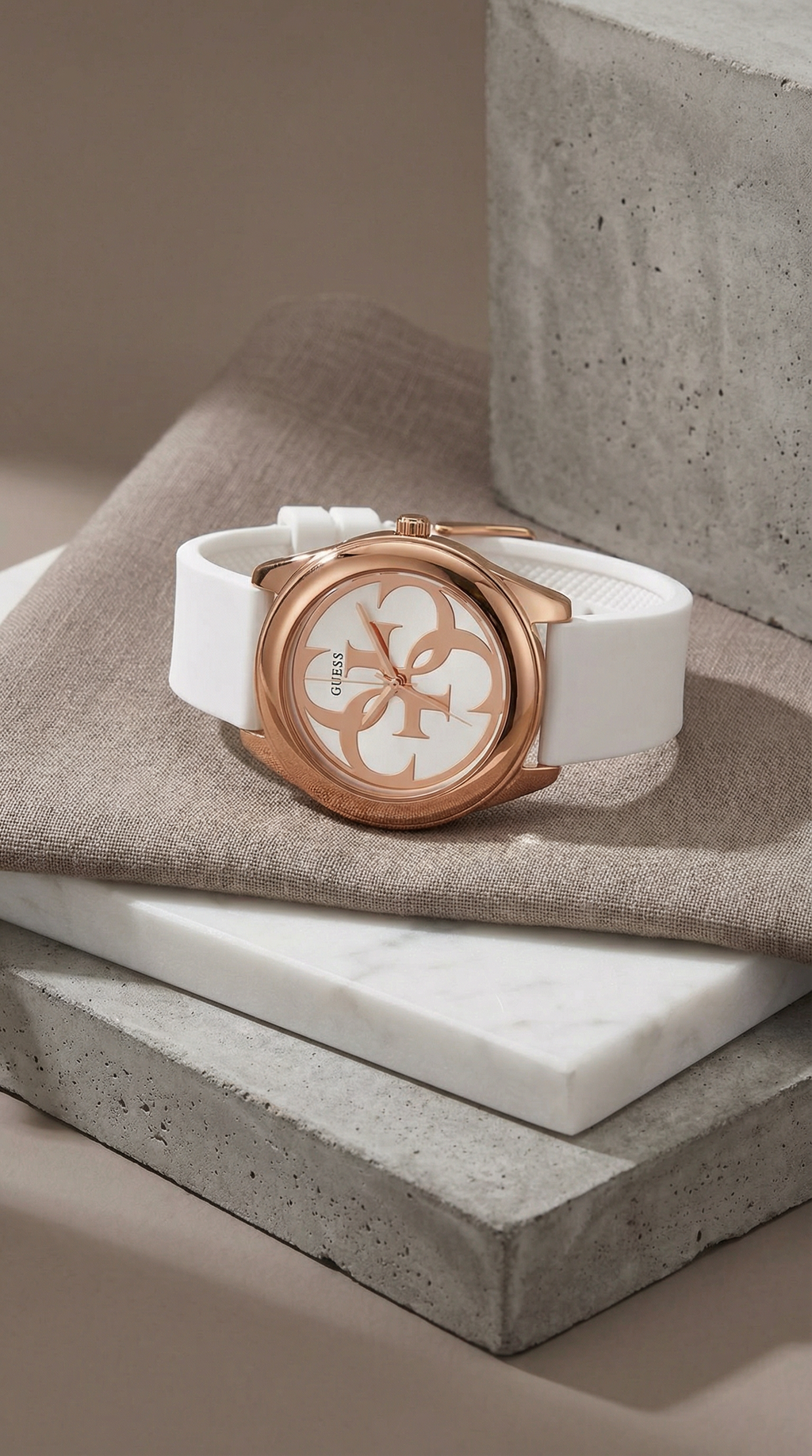 Reloj Guess G-Twist Mujer 40mm Rose Gold Blanco Silicona W0911L5