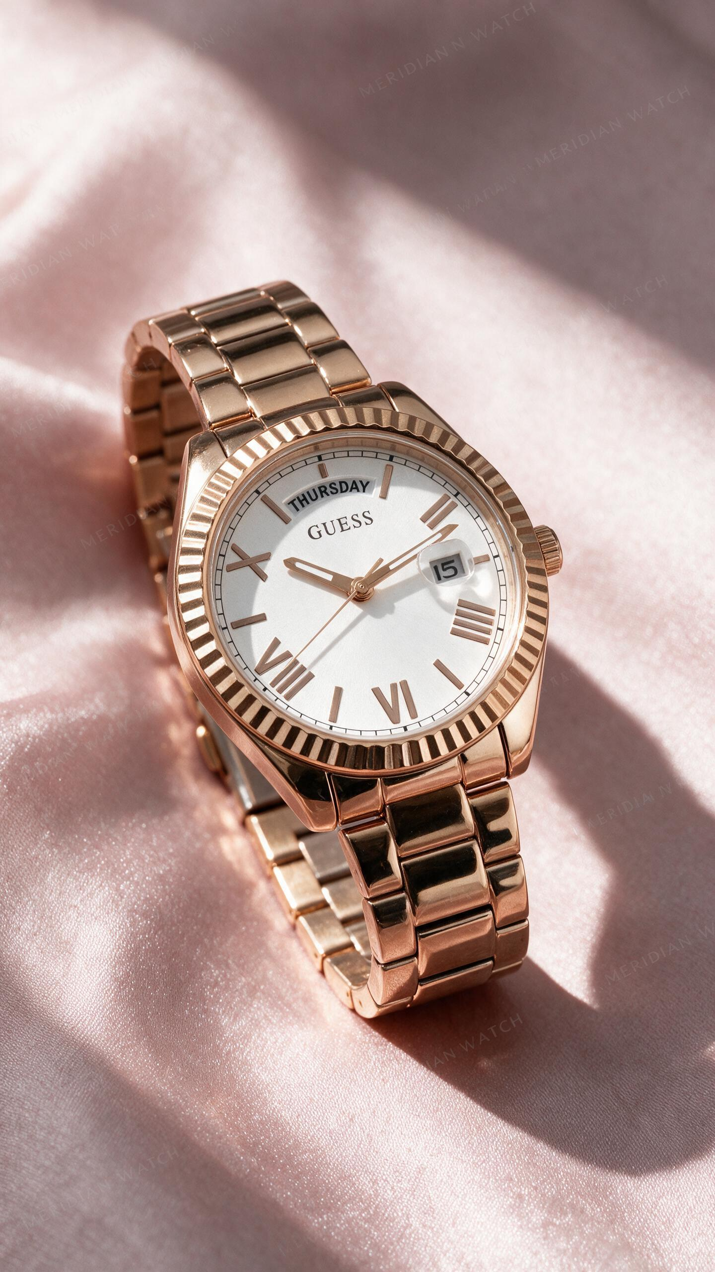 Reloj Guess Luna Oro Rosa Blanco Day-Date 36mm | Mujer