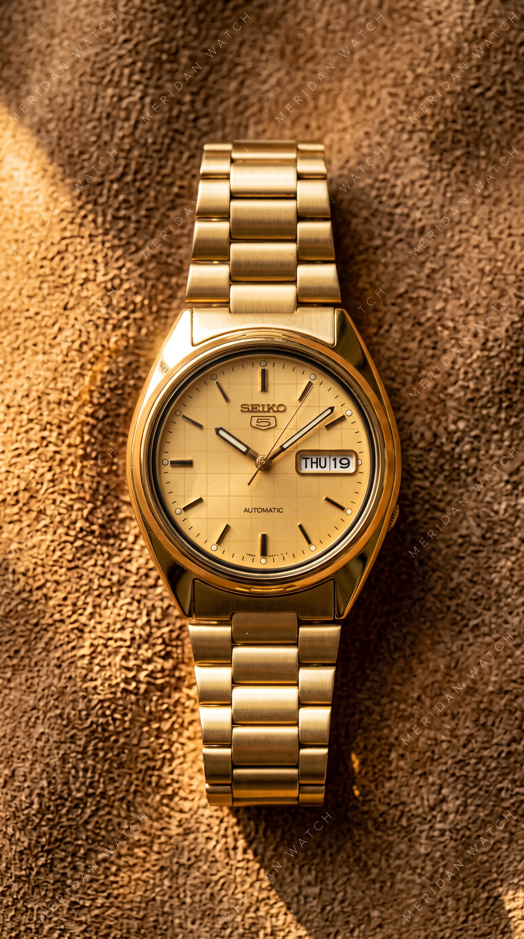 Reloj Seiko 5 Sports Automatico Oro Champagne 37mm | Hombre