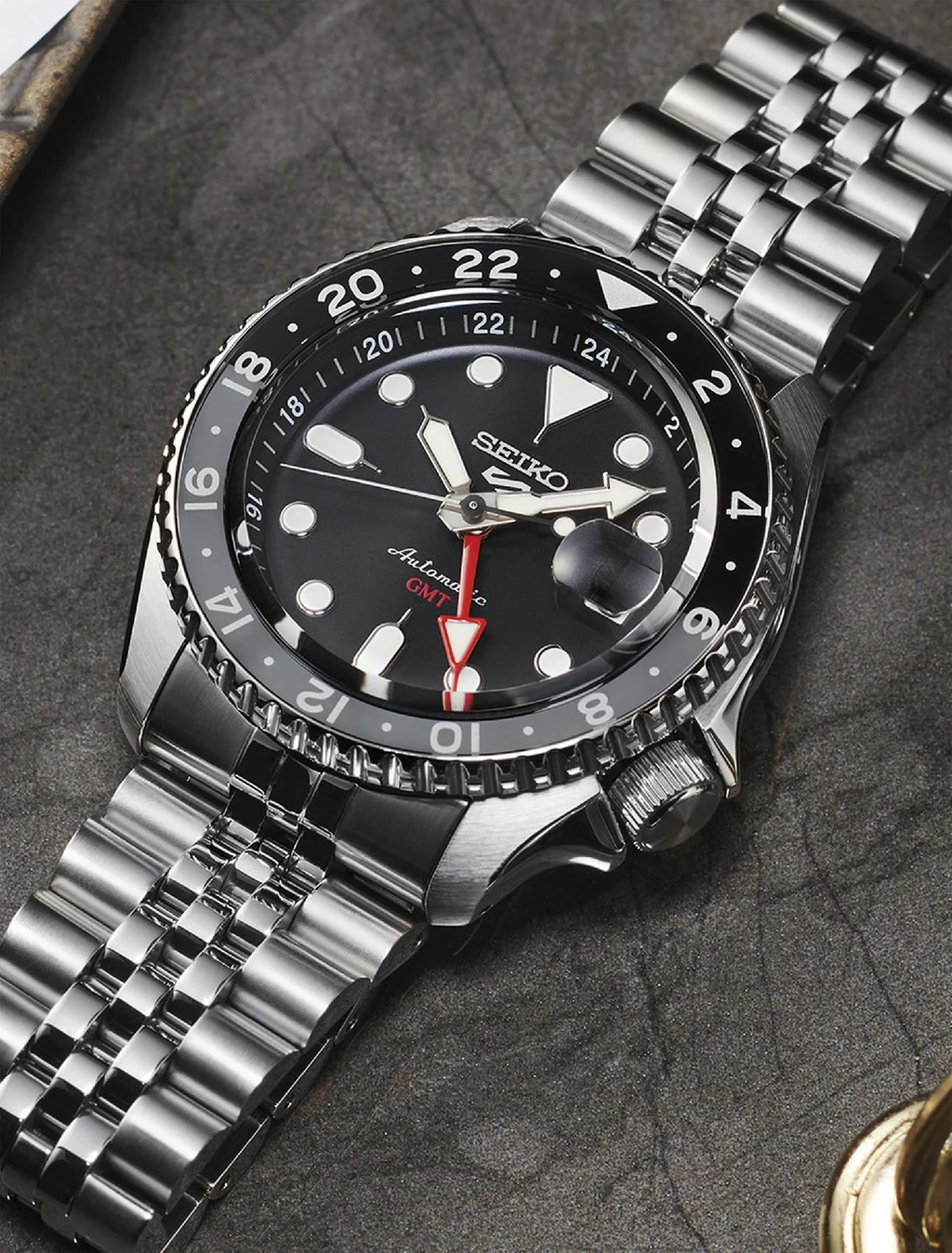 Reloj Seiko 5 Sports GMT Automatico Negro 42.5mm | Hombre