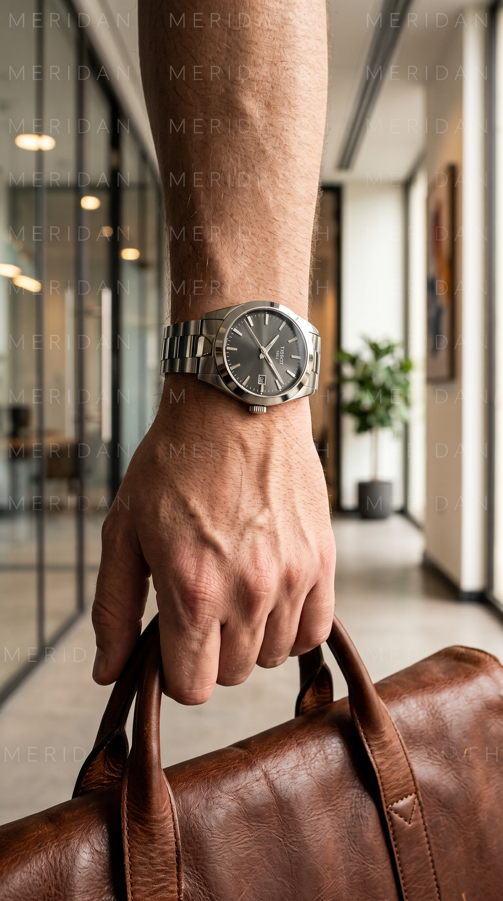 Reloj Tissot Gentleman Negro Plata 40mm | Hombre