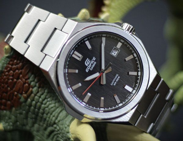 Reloj Casio Edifice Hombre 45mm Plateado Negro Cristal Zafiro 100m