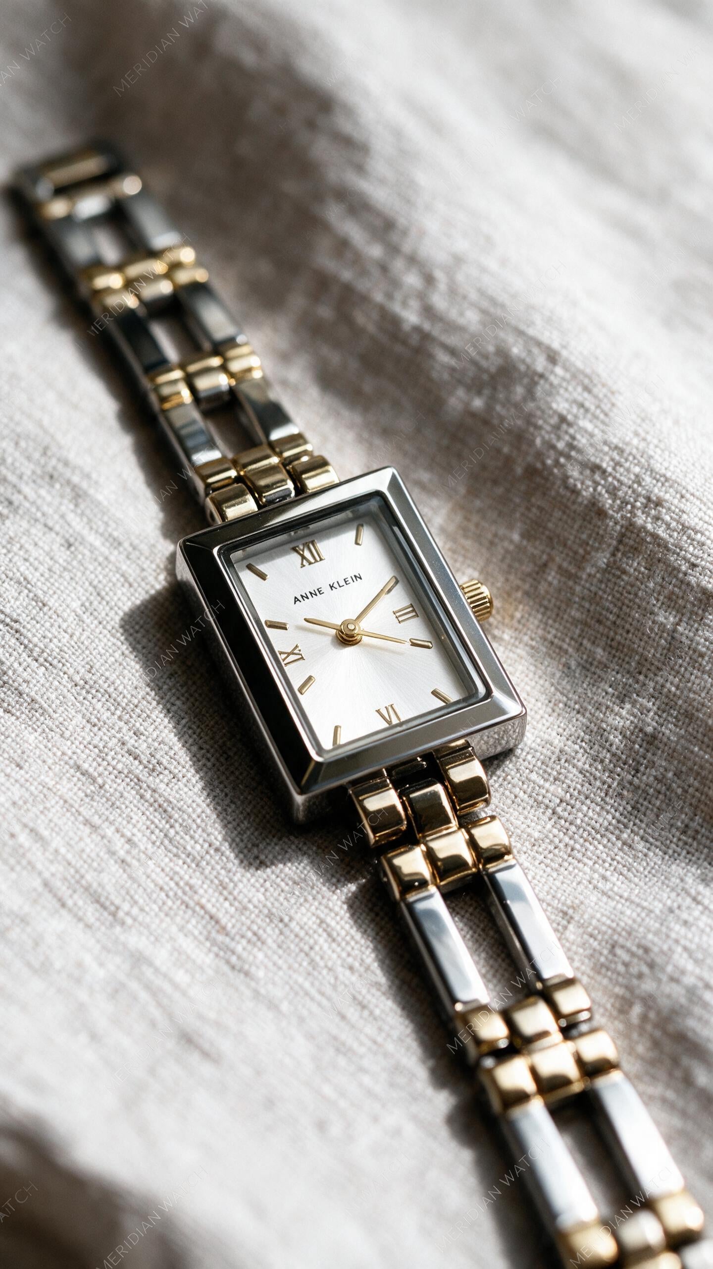 Reloj Anne Klein Dos Tonos Oro Plateado Rectangular | Mujer